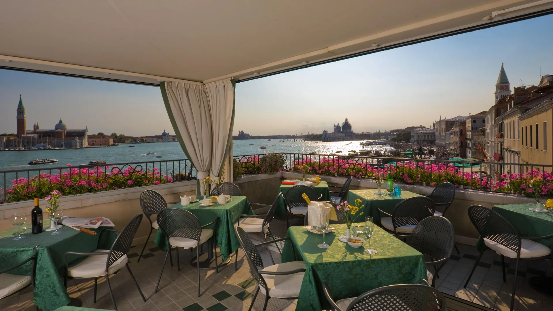 **** Hotel Locanda Vivaldi Venice Italy