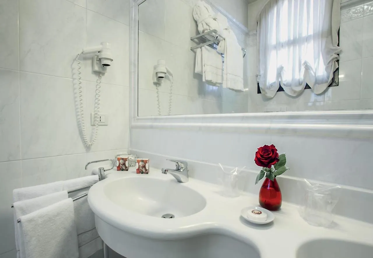 Locanda Vivaldi Venice Hotel