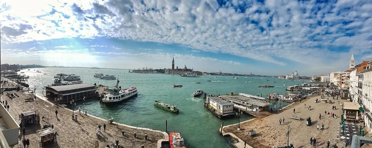 Locanda Vivaldi Venice Hotel